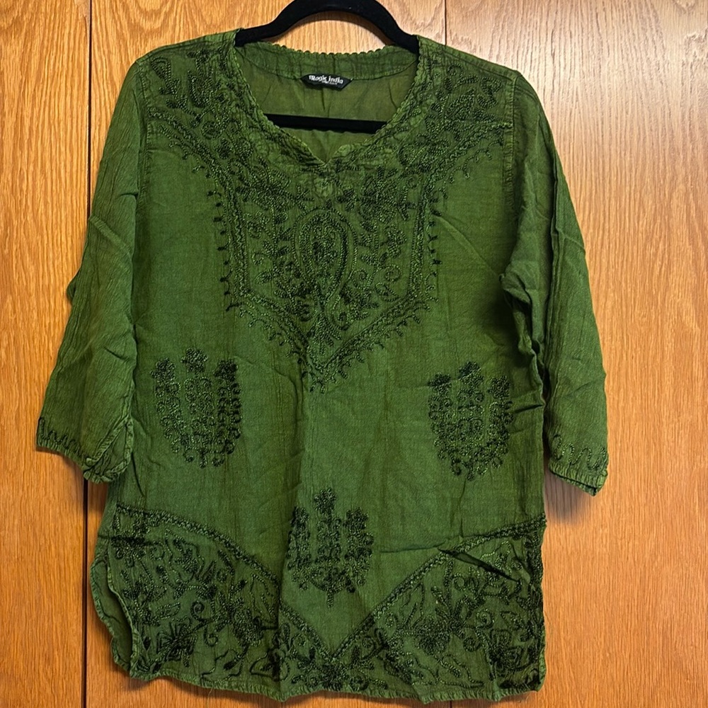 3/4 sleeve shirt